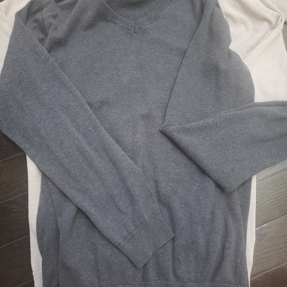 BUNDLE of 3 Mens size L tall sweaters - Picture 4 of 7